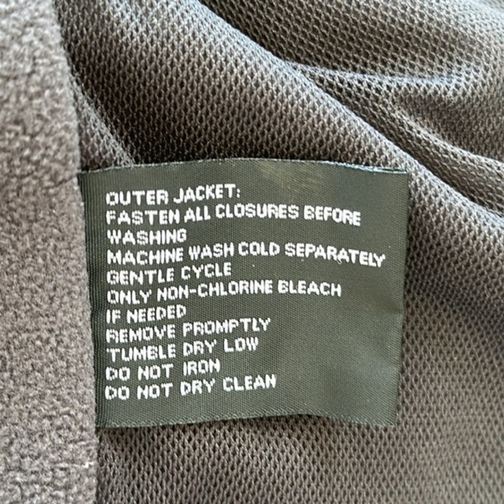 Gerry Ski / Snowboard Jacket - Picture 13 of 17